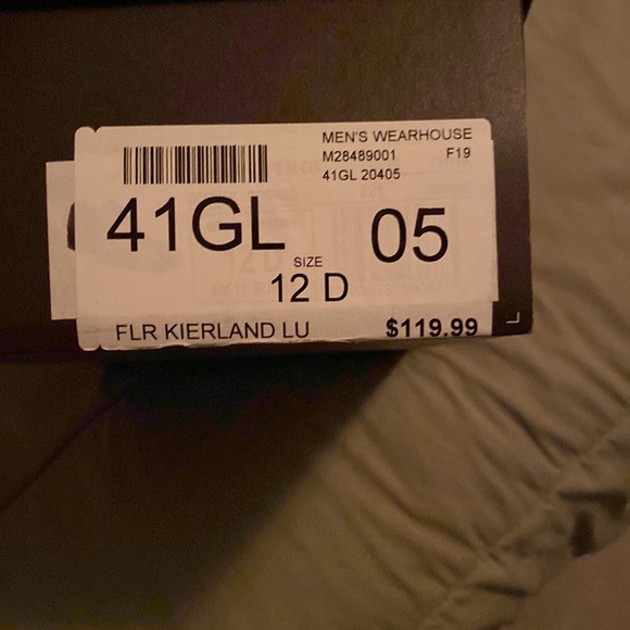 This pair of Florsheim dress shoes size 12 color brown with box brand new - Picture 8 of 8